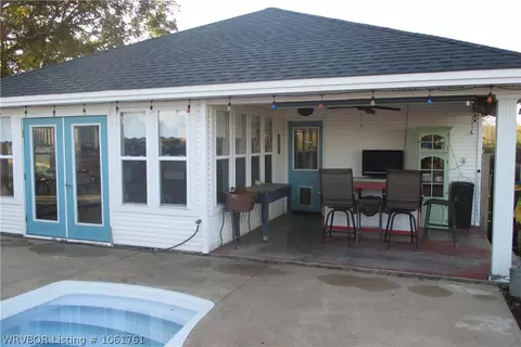 2165 5th, Paris, AR 72855 photo 7