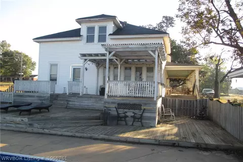 2165 5th, Paris, AR 72855 photo 2