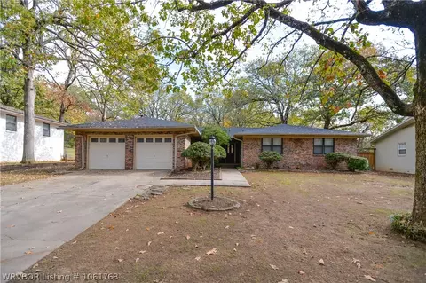 3305 S 42 St, Fort Smith, AR 72901 photo 1