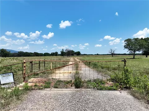 000 Bean Patch Loop, Howe, OK 74940