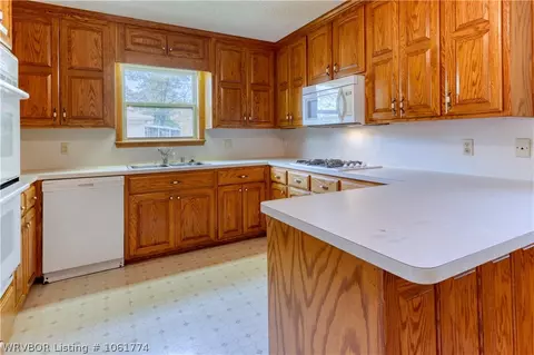 5109 Lovett Ln, Fort Smith, AR 72904 photo 9