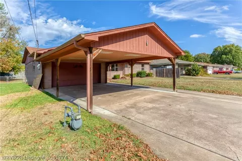 5109 Lovett Ln, Fort Smith, AR 72904 photo 3