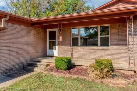 5109 Lovett Ln, Fort Smith, AR 72904 photo 4