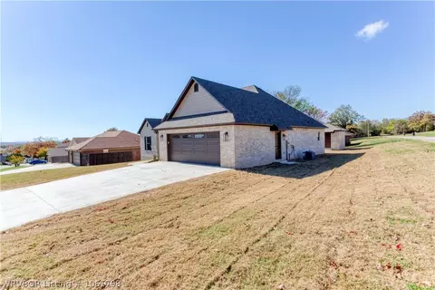 1509 Springhills Dr, Alma, AR 72921 photo 5