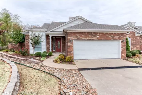 40 Jeffrey Way, Fort Smith, AR 72903