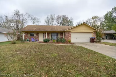 3418 Londonderry Rd, Fort Smith, AR 72908 photo 1