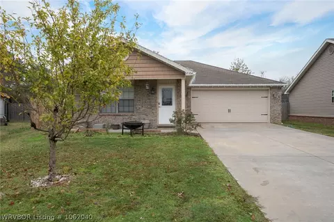 2504 Ridgeway Ln, Barling, AR 72923 photo 2