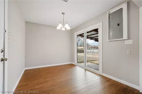 1811 Utica St, Fort Smith, AR 72901 photo 6