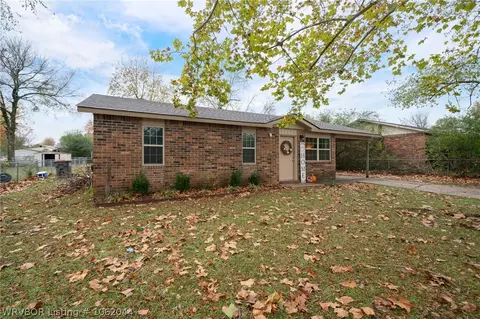 1111 N St, Barling, AR 72923 photo 3