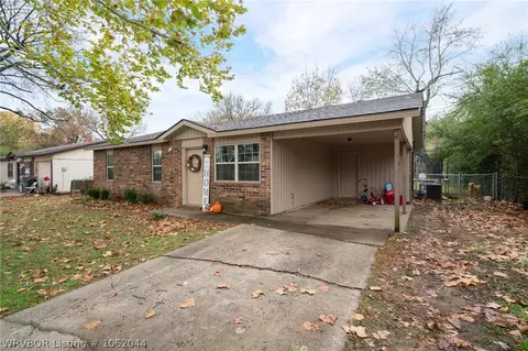 1111 N St, Barling, AR 72923 photo 2