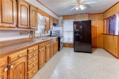 606 Mountain St, Huntington, AR 72940 photo 14
