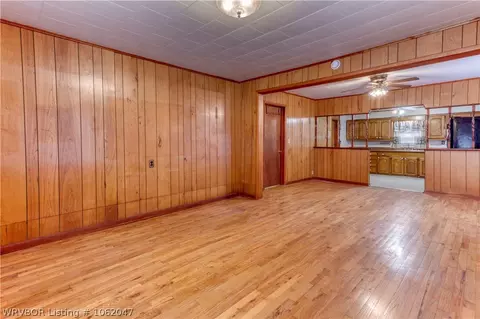 606 Mountain St, Huntington, AR 72940 photo 9