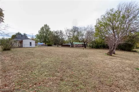 606 Mountain St, Huntington, AR 72940 photo 32