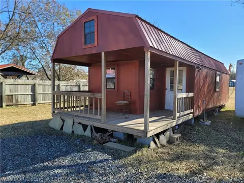 21729 Main St, Howe, OK 74940