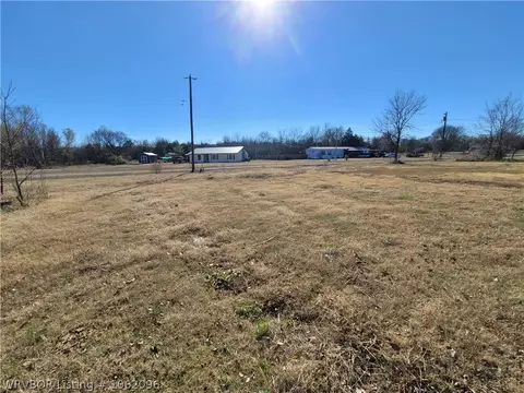 21729 Main St, Howe, OK 74940 photo 6