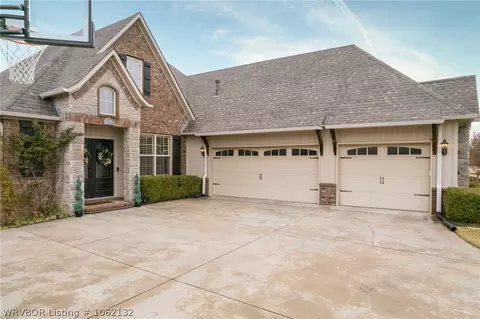 12518 Dunston Dr, Fort Smith, AR 72916 photo 3
