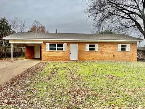 505 Pleasant Dr, Ozark, AR 72949 photo 3