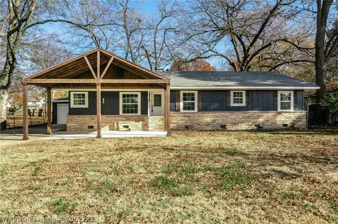 1903 Hendricks Blvd, Fort Smith, AR 72903 photo 1