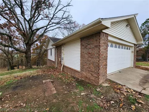 5809 Park Rd, Lavaca, AR 72941 photo 6
