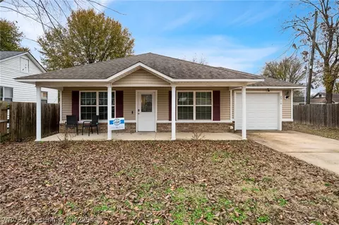 2916 N High St, Fort Smith, AR 72904 photo 1