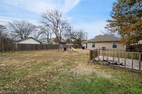 2916 N High St, Fort Smith, AR 72904 photo 5