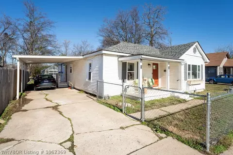 4625 Johnson St, Fort Smith, AR 72904 photo 3
