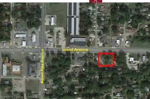 4322 Grand Ave, Fort Smith, AR 72904