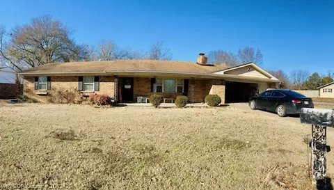 503 Mcgee Dr, Sallisaw, OK 74955