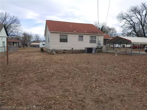 501 34th St, Fort Smith, AR 72903 photo 3