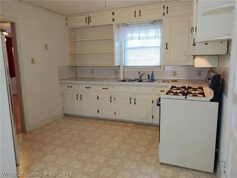 501 34th St, Fort Smith, AR 72903 photo 9