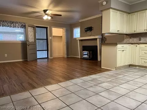 2304 S 65th St, Fort Smith, AR 72903 photo 8