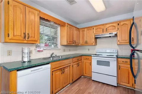 9504 Bridgeford Rd, Fort Smith, AR 72908 photo 9