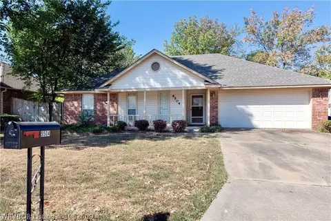 9504 Bridgeford Rd, Fort Smith, AR 72908 photo 1