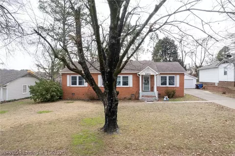 2912 Reeder St, Fort Smith, AR 72901 photo 1