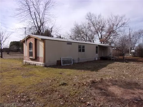 306 Crumpler St, Altus, AR 72821 photo 4