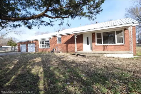 603 W Creek Ave, Sallisaw, OK 74955