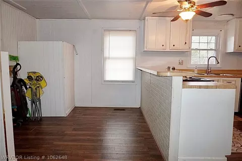 8929 Horseshoe Loop, Hackett, AR 72937 photo 10