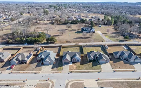 306 Caseys Ct, Lavaca, AR 72941 photo 34