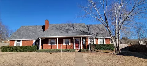 1102 J Cir, Barling, AR 72923 photo 1