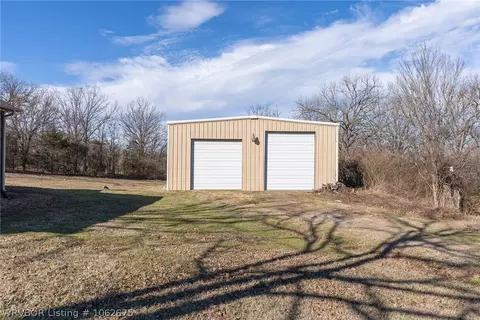 836 Hendrix Rd, Greenwood, AR 72936 photo 4