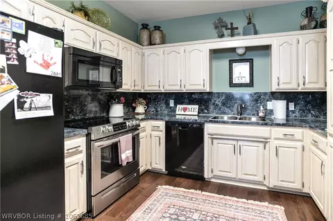9804 Bridgeford Rd, Fort Smith, AR 72908 photo 4