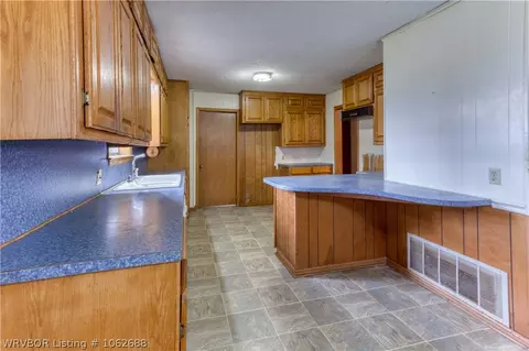 205 E High St, Mansfield, AR 72944 photo 14