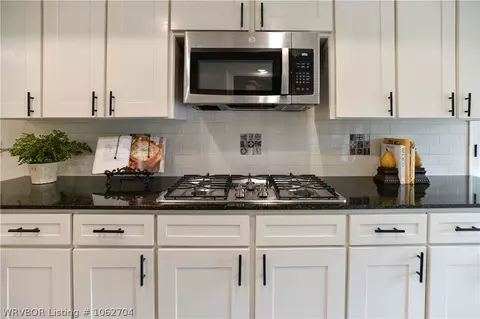 7816 Dover Cir, Fort Smith, AR 72903 photo 6