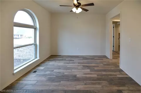 7816 Dover Cir, Fort Smith, AR 72903 photo 3