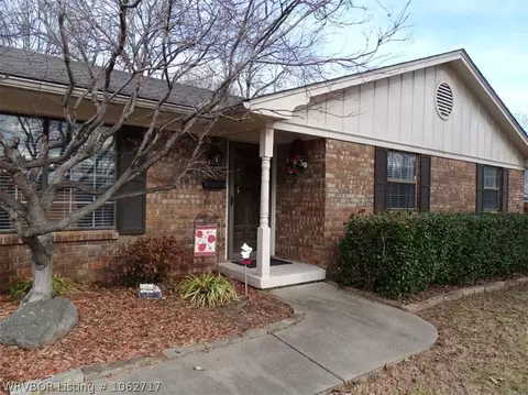 6811 Riviera Dr, Fort Smith, AR 72903 photo 1