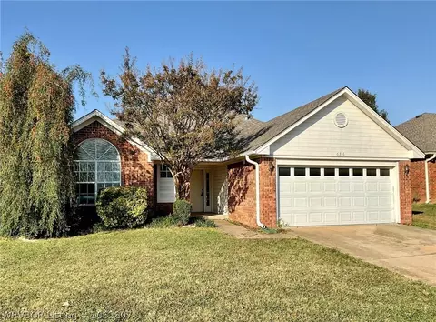 6316 Parkfront Dr, Fort Smith, AR 72916 photo 1