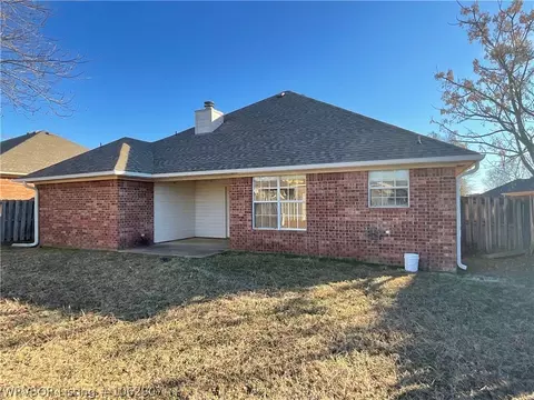 6316 Parkfront Dr, Fort Smith, AR 72916 photo 2