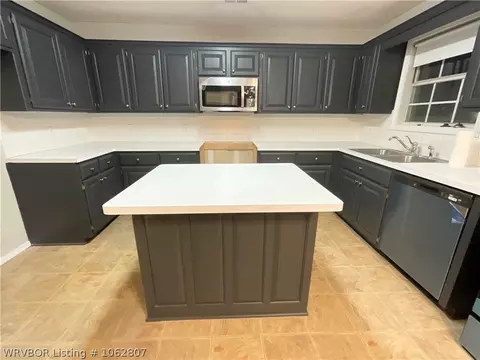 6316 Parkfront Dr, Fort Smith, AR 72916 photo 4