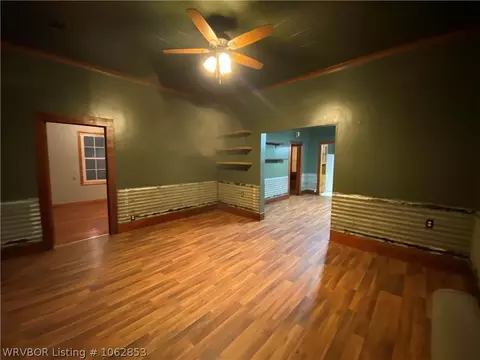 517 Jefferson Ave, Midland, AR 72945 photo 6