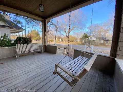 517 Jefferson Ave, Midland, AR 72945 photo 3